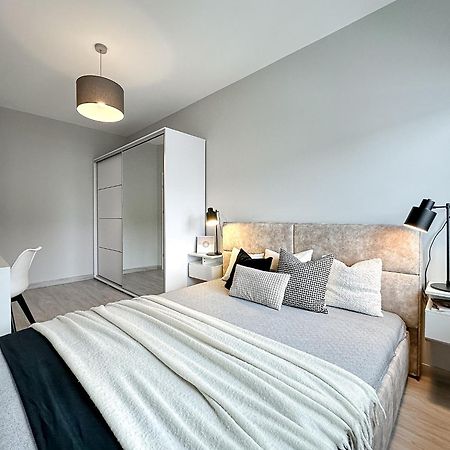 Krakowski Zakatek- Apartament Premium Z Garazem Exterior foto